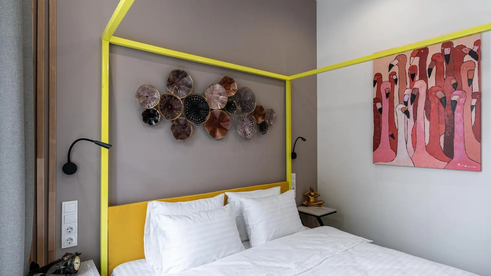 Kiev Loft Style Studios On 1 Malopidvalna